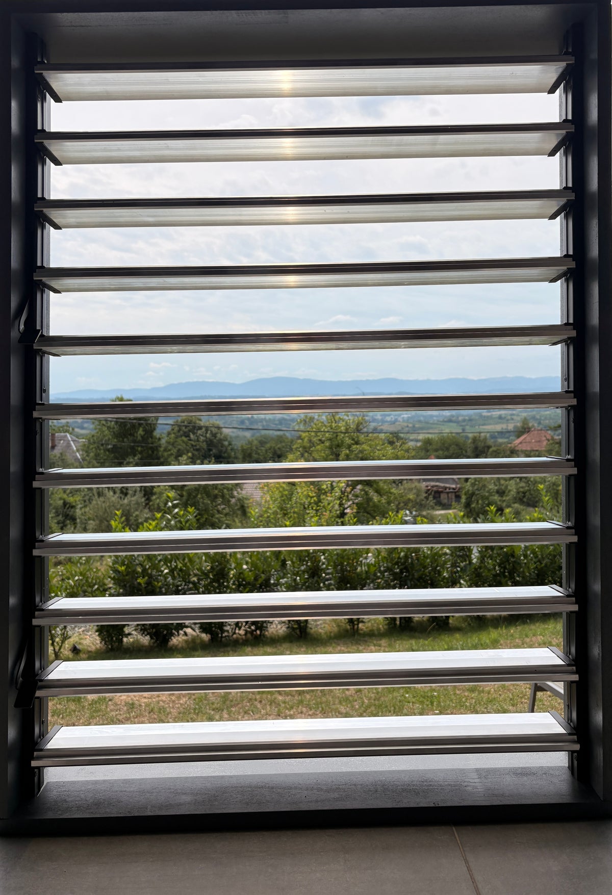 Lamelă Aluminiu Natur 100 cm – Profil Z pentru Jaluzele Orientabile Pergolă și Terasă GLISIERE IEFTINE