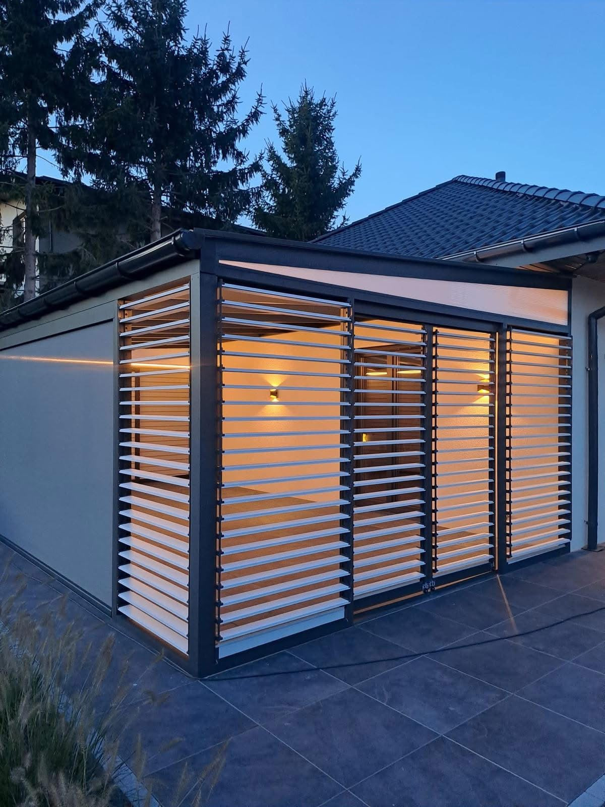 Set glisieră 1 metru 11 lamele  – Glisiere metalice pentru panouri culisante lemn, exterior, pergole – Sistem complet premium GLISIERE IEFTINE